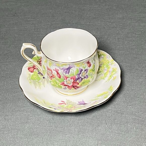 Royal Albert Bone china Teacup & Saucer Columbine Flower Made In England Tea Cup - Picture 3 of 11